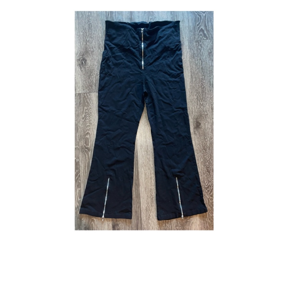 NWOT BLACK FLARED PULL ON STRETCHY PANTS WITH SILVER ZIPPERS! - Picture 3 of 6